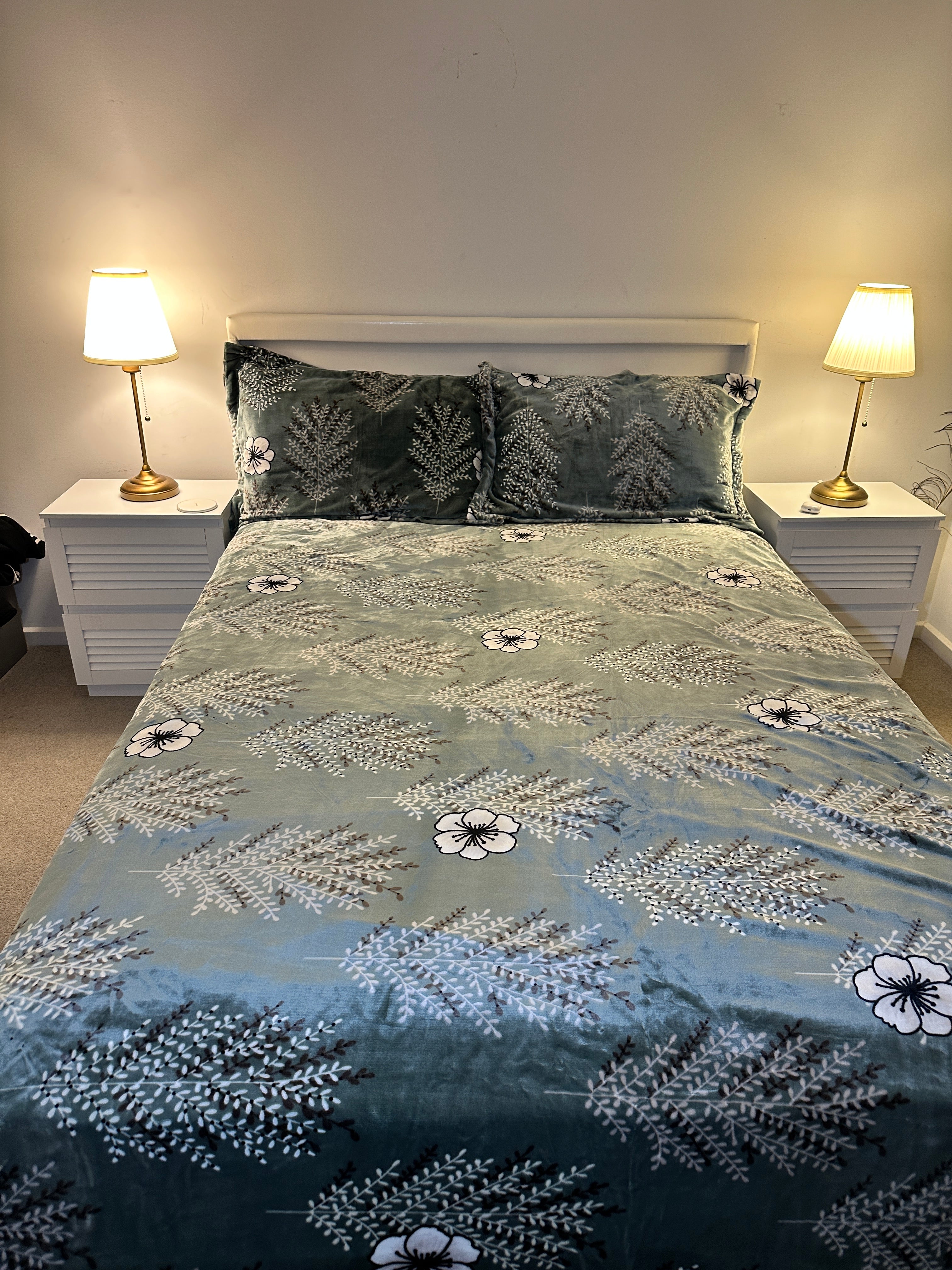 Winter Bedsheet (1year Guarantee)