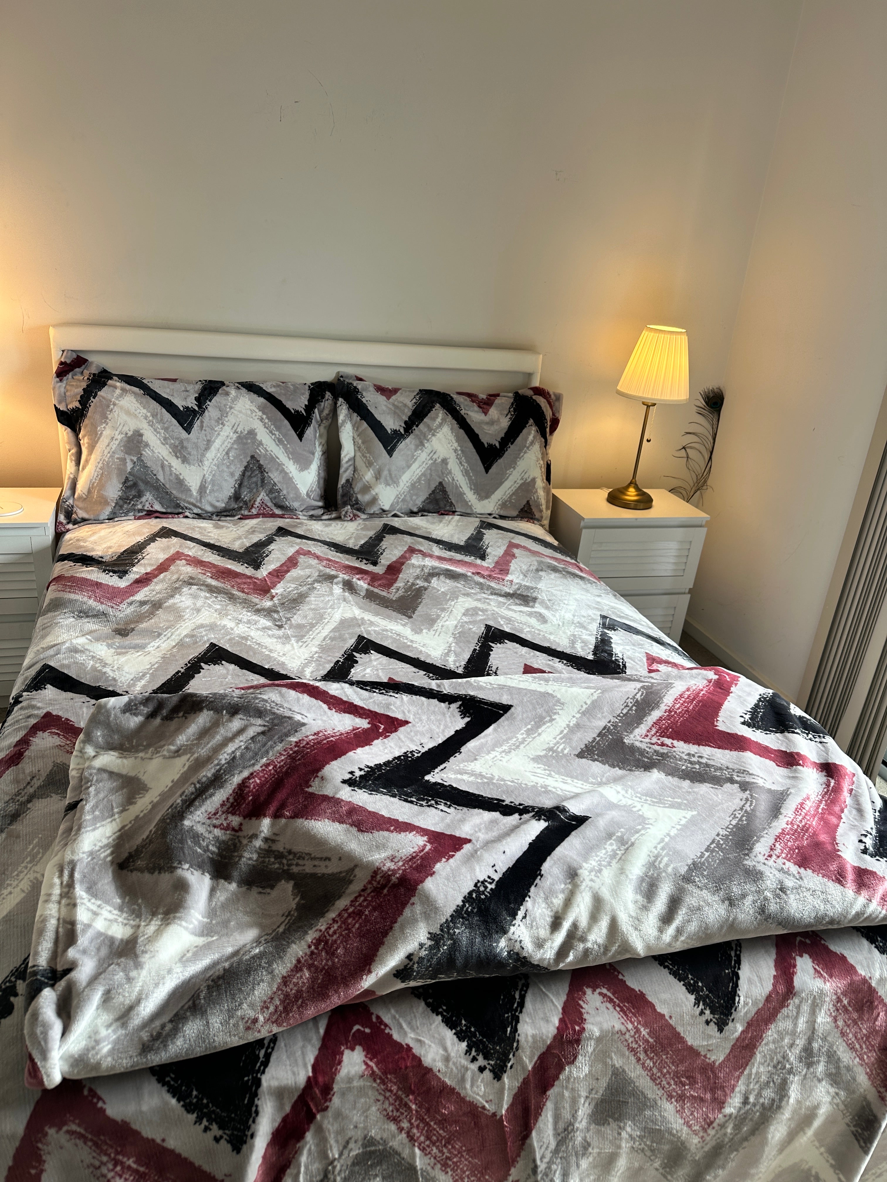 ✨Modern Chevron 4-Piece Quilt Set