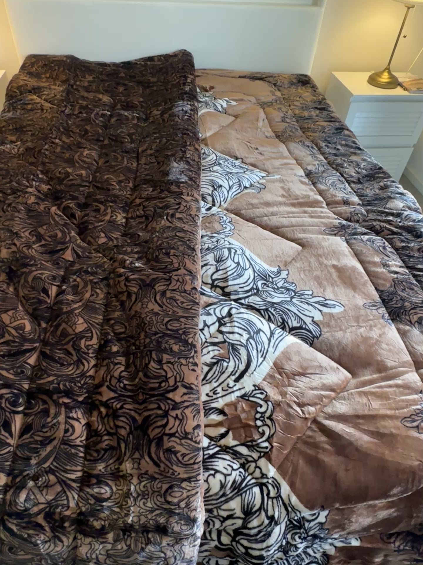 Luxury Winter Quilt – Soft, Warm & Elegant (2 year Guarantee)