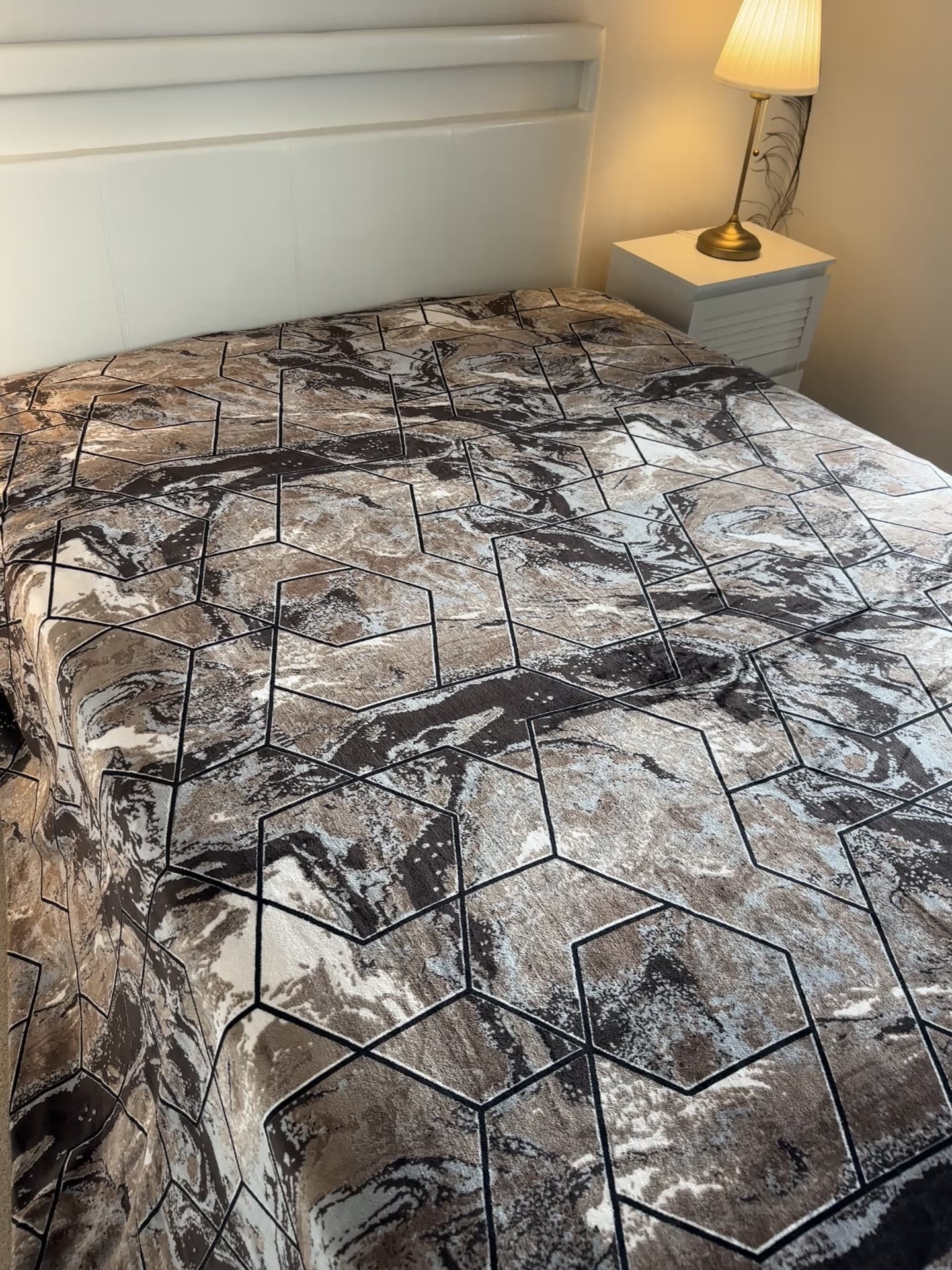 Modern Marble Geometric Quilt Cover